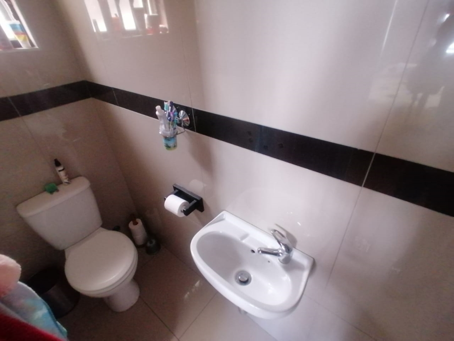 3 Bedroom Property for Sale in Northpine Western Cape